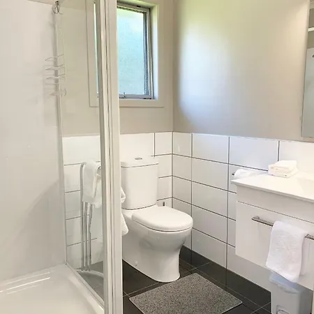 Mirror Creek Holiday Cottage Ruatapu Exterior foto